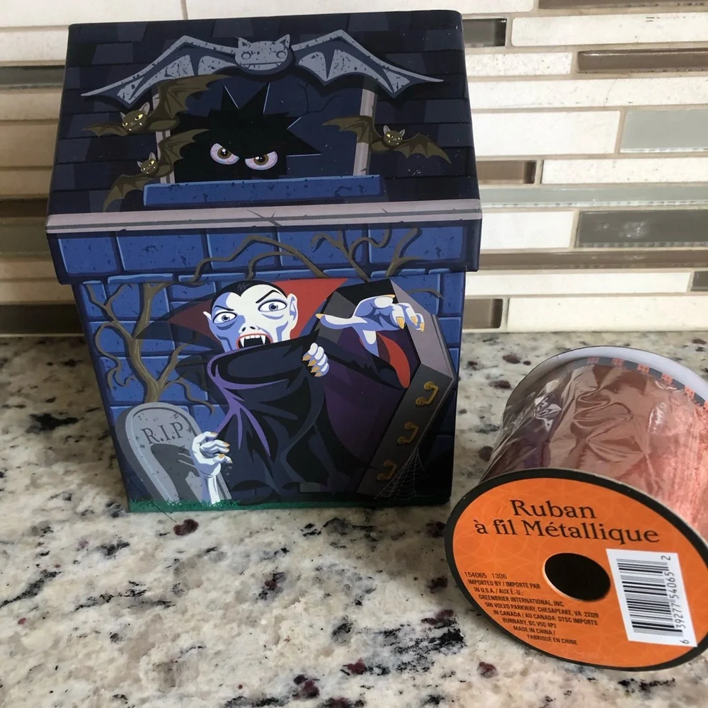 Halloween Dracula’s Gift Box Set With Ribbon Decor